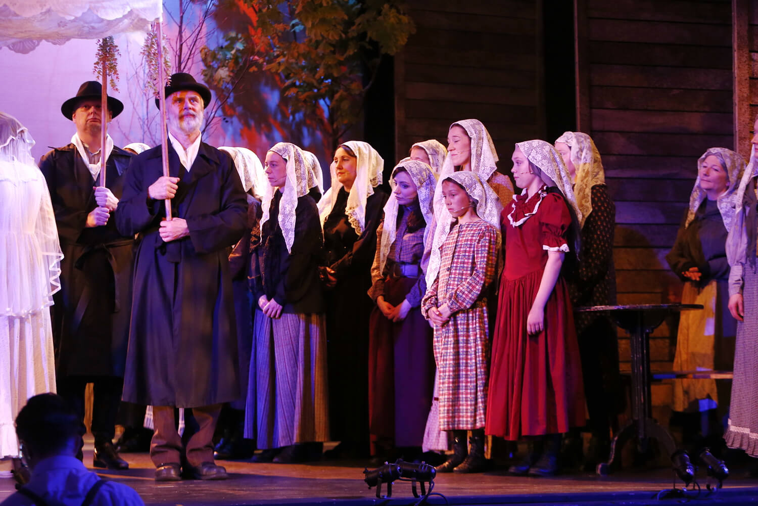 Fiddler-on-the-Roof-_0001s_0001_Layer 42