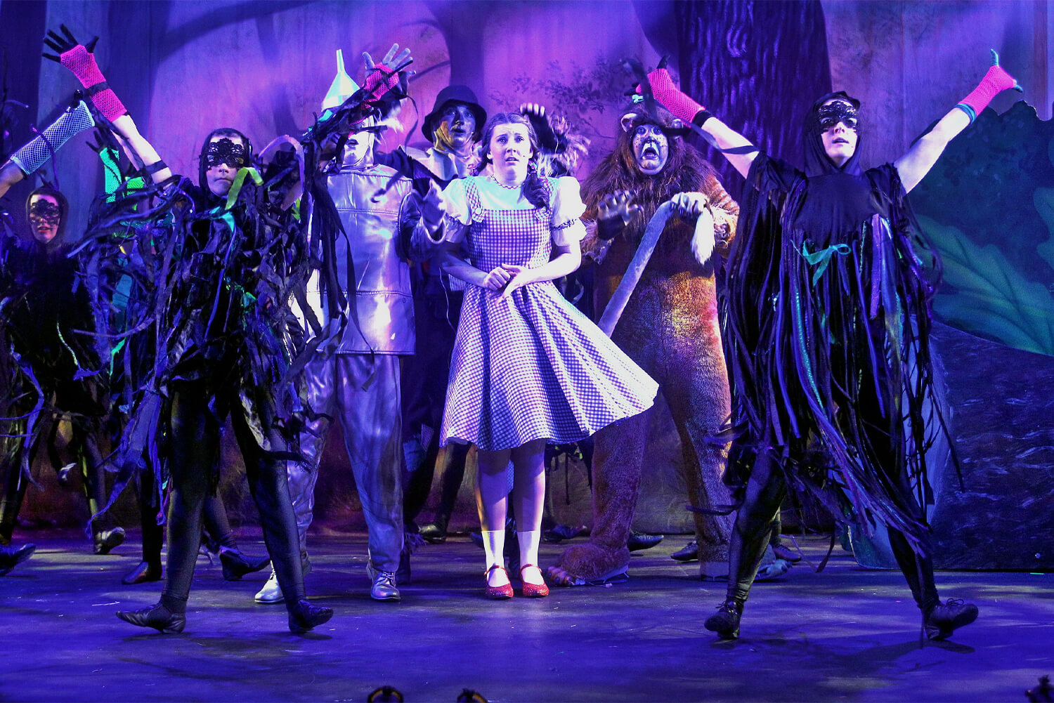 The-Wizard-Of-Oz_0002s_0005_Layer 15